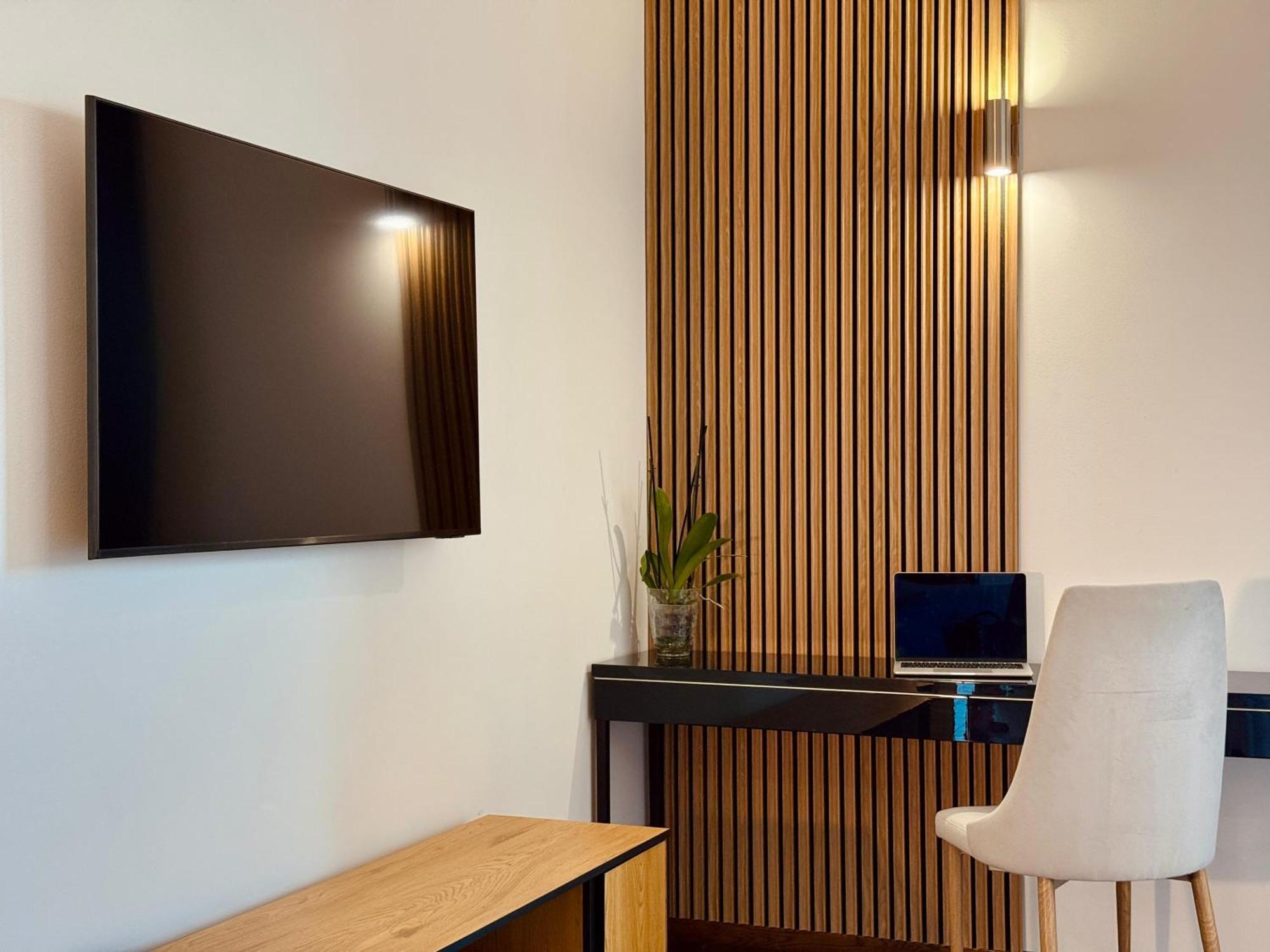 Angel Mint Apartment - Free Parking - Balcony 克拉科夫 外观 照片